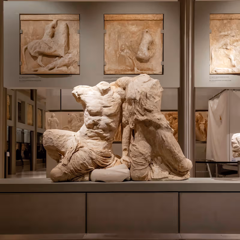 Akropolis Müzesi içindeki önemli noktalar